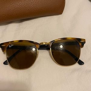Ray ban clubmaster sunglasses
